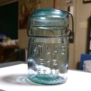 Antique Atlas E-Z Seal Pint Glass Canning Jar